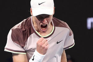 Βασιλιάς στη Μελβούρνη ο Σίνερ με απίθανη ανατροπή