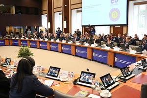 Στη Λάρισα το στρατηγείο της Ε.Ε. για την επιχείρηση κατά των Χούθι