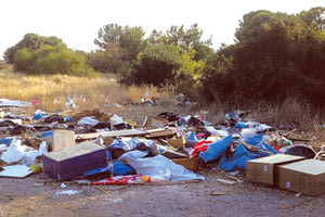 ΟΙ ΔΗΜΟΙ ΘΑ ΜΑΖΕΥΟΥΝ ΤΑ ΣΚΟΥΠΙΔΙΑ Υποχρεώσεις χωρίς... χρήματα