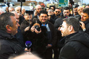 «Ο πρωθυπουργός ήταν ανύπαρκτος μέχρι να βγουν οι αγρότες στους δρόμους» σχολίασε ο Νίκος Ανδρουλάκης