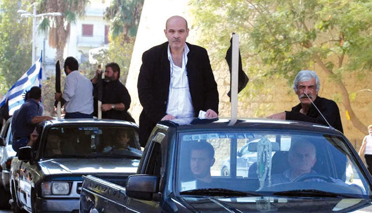 εκείνο που έμεινε ως εικόνα αξεπέραστη ήταν πριν χρόνια, όταν ο Γιάννης Μιχελογιαννάκης ανέβηκε στο αγροτικό αυτοκίνητο και κατέβηκε στην πορεία με τους διαδηλωτές στο κέντρο της πόλης