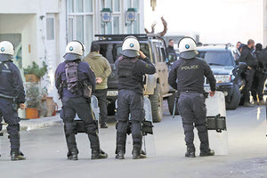 Λαϊκά δικαστήρια στήθηκαν χθες μετά το ματς έξω από το γήπεδο