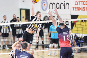 Ο Μάκινεν σε φάση από το ματς ΟΦΗ - Πανερυθραϊκός