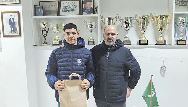 Οι πίτες Κεραυνού και Ερμή