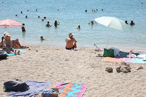 Σημαντικές αντιδράσεις και διαμαρτυρίες για το νέο σχέδιο νόμου που αφορά στη διαχείριση των παραλιών