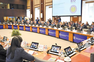 Αντόνιο Ταγιάνι: Στην Ελλάδα η κεντρική διοίκηση της επιχείρησης «Aspides» κατά των Χούθι