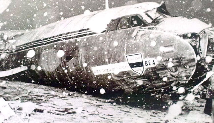 Εξήντα έξι χρόνια συμπληρώθηκαν χθες από την τραγωδία του Μονάχου. Μία ημέρα σαν χθες, στις 6 Φεβρουαρίου 1958, «ξεκληρίστηκε» η κορυφαία ποδοσφαιρική ομάδα της εποχής, η Μάντσεστερ Γιουνάιτεντ.