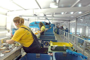 Ενταφιάζουν την ανακύκλωση σε απόγνωση οι δήμοι