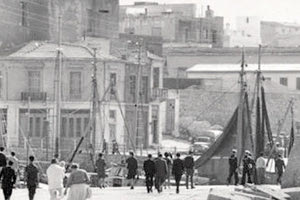 ΦΩΤΟΗΜΕΡΑΣ: Στο λιμάνι του Ηρακλείου το 1962.