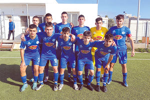 Η μικτή Κ16 όπως παρατάχθηκε χθες στο Λασίθι