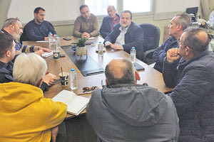 Να μη διέρχονται φορτηγά μέσα από το Αρκαλοχώρι, ζητά ο Δήμος