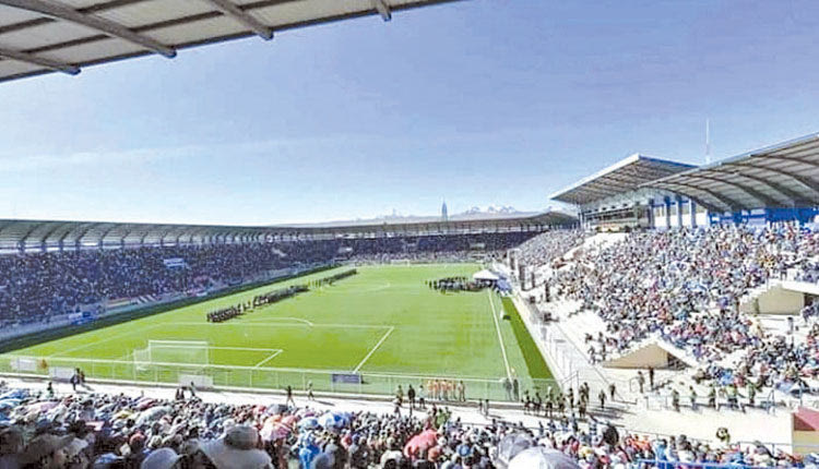 Η Conmebol ενέκρινε τη διεξαγωγή αγώνων στο γήπεδο ποδοσφαίρου της πόλης Ελ Αλτο στη Βολιβία, που βρίσκεται 4.083 (!) μέτρα πάνω από την επιφάνεια της θάλασσα