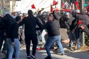 Οκτώ τραυματίες στη συμπλοκή μεταξύ φοιτητών για την κεφαλή της πορείας