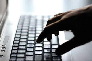 Σύμφωνα με την ΕΛ.ΑΣ, αρχηγός φέρεται ένας 33χρονος Ηρακλειώτης