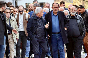 Στα μπλόκα θα αποφασίσουν τις επόμενες κινήσεις τους οι αγρότες