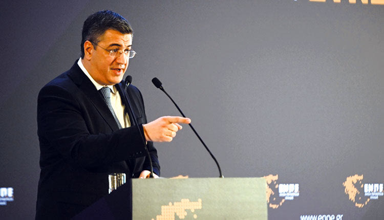 Ο Απ. Τζιτζικώστας ξανά πρόεδρος της ΕΝΠΕ