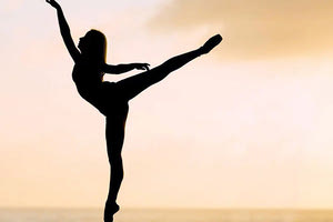 Φαντασμαγορικό θέαμα μουσικής και χορού