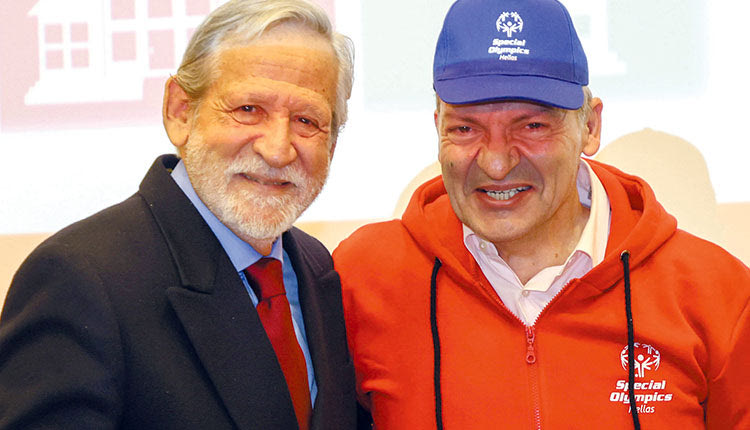 Ο δήμαρχος Ηρακλείου στην υπογραφή του μνημονίου με τα Special Olympics