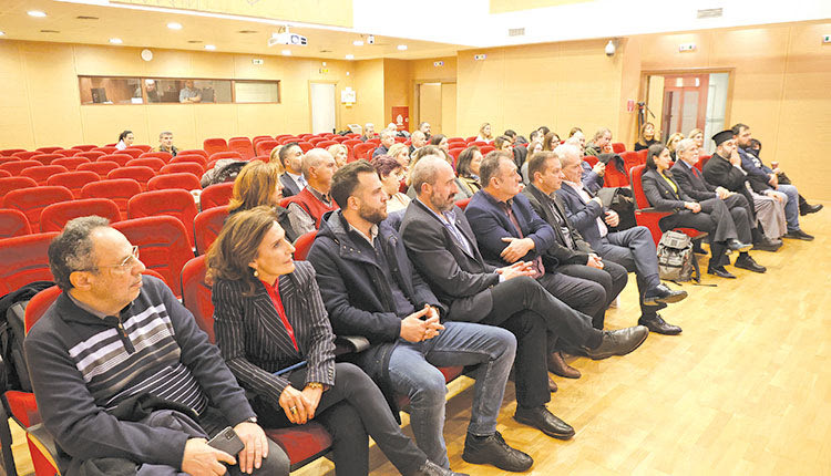 Eκπρόσωποι του Δήμου στην υπογραφή του μνημονίου