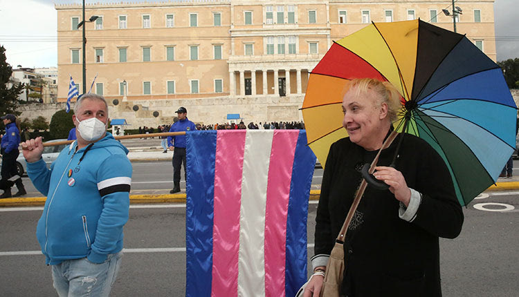 Συγκεντρώσεις έξω από τη βουλή κατά τη διάρκεια συζήτησης του Σχεδίου Νόμου  