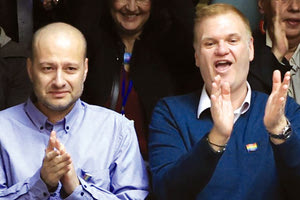 Ο Σταύρος και ο Δημήτρης είναι, όπως φαίνεται, το πρώτο ομόφυλο ζευγάρι που θα πραγματοποιήσει τον γάμο τους στην Ελλάδα, μετά την ψήφιση του νομοσχεδίου.