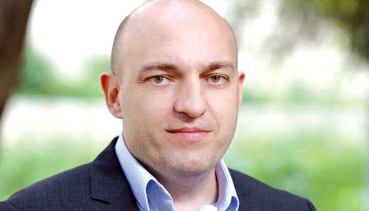 ΚΩΣΤΑΣ ΒΑΡΔΑΒΑΣ