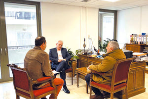 Από τη συνάντηση με τους εκπροσώπους της κεντρικής λαχαναγοράς