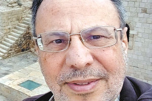 Όπως τονίζει με δηλώσεις του στην «Π» ο πρόεδρος της ΔΕΠΑΝΑΛ κ. Κώστας Βαρβεράκης, υπάρχει ο σχεδιασμός η δημοτική επιχείρηση να διευρύνει τη δραστηριότητα της και στην κατεύθυνση αυτή μπαίνει στο πλάνο της η αξιοποίηση της αίθουσας μνημοσύνων στο νέο κοιμητήριο