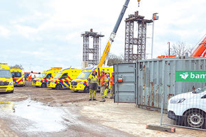 ΚΑΤΕΡΕΥΣΕ ΓΕΦΥΡΑ ΣΤΗΝ ΟΛΛΑΝΔΙΑ