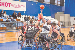 Στιγμιότυπο από το παιχνίδι του ΑΣΚΑ Ηράκλειο με τον Άτλαντα