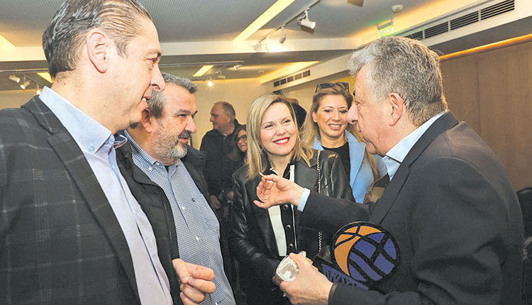 Κέρδισε εισιτήρια της Εθνικής ο Σταύρος Αρναουτάκης