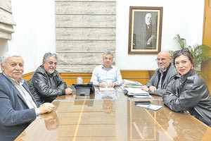 Από τη σύσκεψη που έγινε στην Περιφέρεια Κρήτης