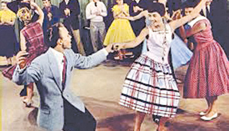 χορος εποχουμενος παρατηρητης