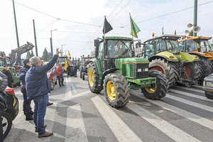Σήμερα αναμένονται απαντήσεις από τις Γενικές Συνελεύσεις των αγροτών στα μπλόκα
