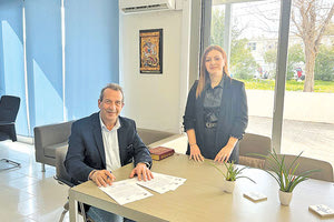 Ορκίστηκε χθες, ενώπιον του δημάρχου Χερσονήσου Ζαχαρία Δοξαστάκη στο δημαρχείο στις Γούρνες, η Κωνσταντίνα Σφακιανάκη του Αντωνίου ως μέλος του Δημοτικού Συμβουλίου του Δήμου Χερσονήσου Δημοτικής Ενότητας Γουβών