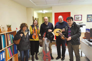 Δωρεά μουσικών οργάνων στο Μουσικό Σχολείο Ηρακλείου