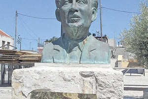 ΤΟ ΚΕΝΤΡΟ ΚΡΗΤΙΚΗΣ ΛΟΓΟΤΕΧΝΙΑΣ ΤΙΜΑ ΤΟΝ ΔΗΜΟΣΙΟΓΡΑΦΟ, ΣΥΓΓΡΑΦΕΑ ΚΑΙ ΑΓΩΝΙΣΤΗ Διήμερο στη μνήμη του Θέμου Κορνάρου