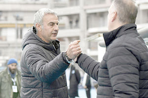 Δέλλας και Γρηγορίου σε χειραψία πριν από το ματς