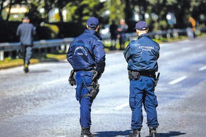 Έρευνες στην Αθήνα και στην περιφέρεια από την Αντιτρομοκρατική