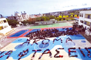 Ευαίσθητοι μαθητές, μηνύματα στις αυλές
