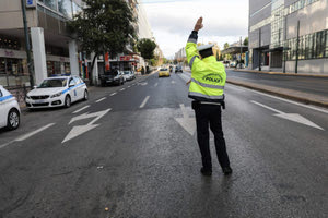 Aλλαγές μετά από 16 χρόνια στον κώδικα οδικής κυκλοφορίας – Μέσω SMS τα πρόστιμα!