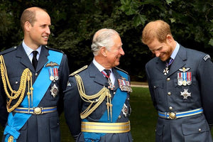 Αντιμέτωπος με επιθετική μορφή καρκίνου ο Κάρολος, προετοιμάζει ως διάδοχο τον Ουίλιαμ