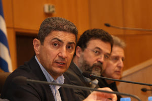 Τι απαντά το υπουργείο αγροτικής ανάπτυξης για τον αποκλεισμό των Κρητικών αγροτών