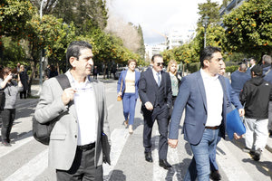 «Θα πάρουμε τις αποφάσεις στα μπλόκα μας», τονίζει η επιτροπή των αγροτών