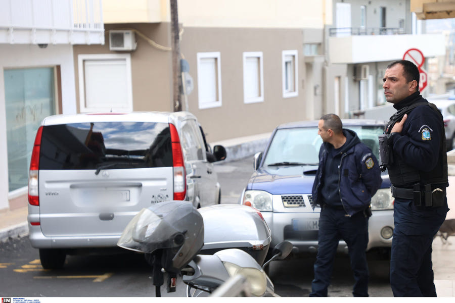 Συγκλονισμένοι οι κάτοικοι στα Καμίνια από την δολοφονία της 28χρονης