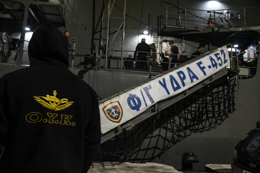 Η «Ύδρα» ξεκίνησε – μέσω Κρήτης – το ταξίδι προς την Ερυθρά Θάλασσα