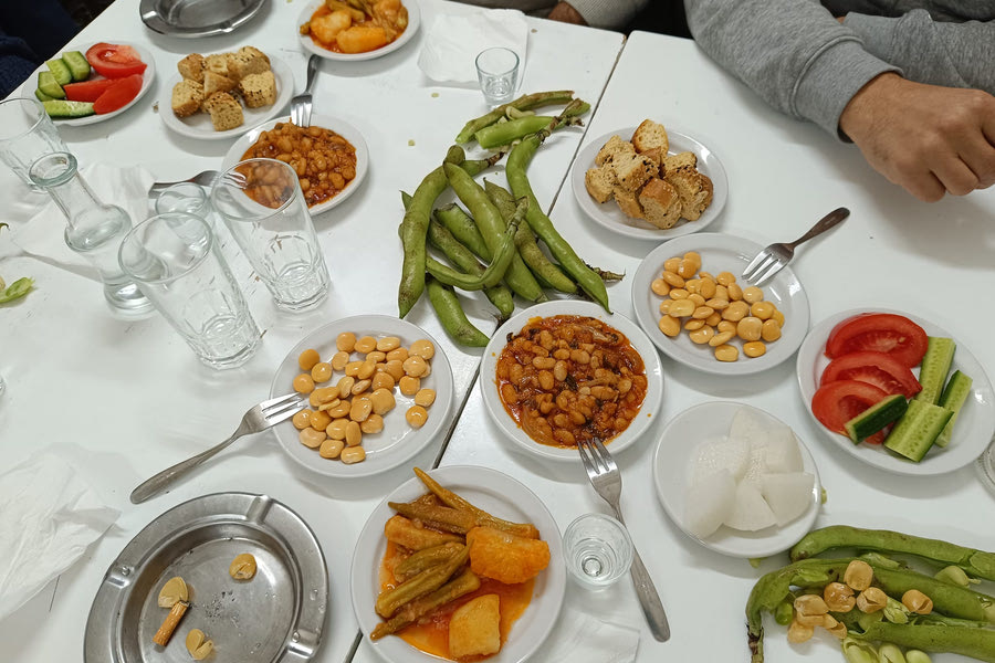 Γιατί ο σεφ Γιάννης Μπαξεβάνης μας λέει..παράωρους !