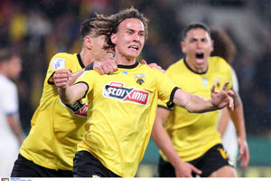 Πρώτη με ανατροπή η ΑΕΚ