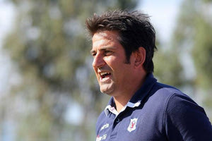 «Να σηκώσουμε όλοι τα κεφάλια»