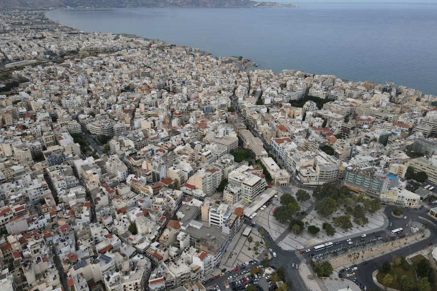 Η «διόρθωση» των τιμών στα ακίνητα και η δυναμική της Κρήτης